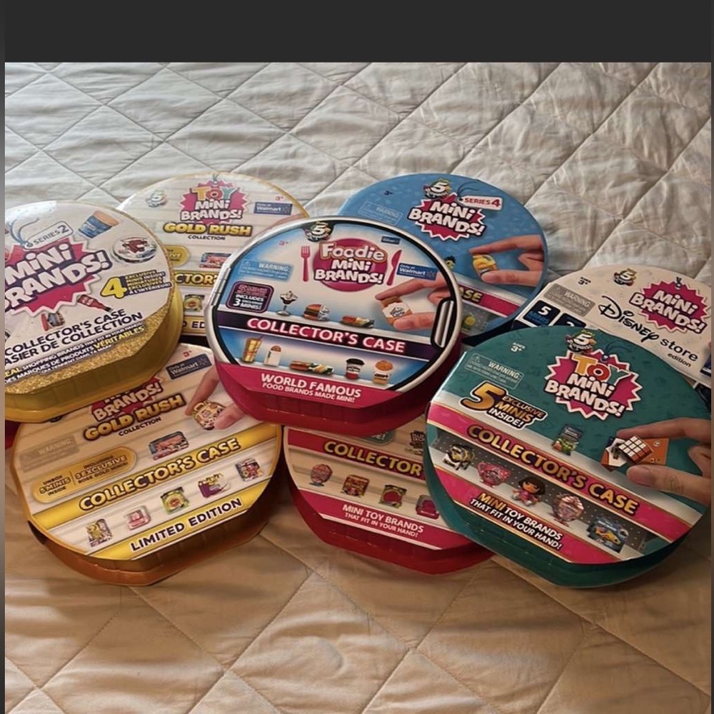Mini Brands